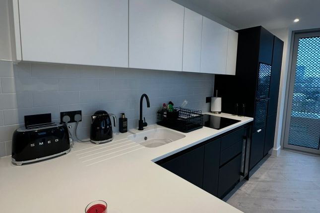 1201, Vista River Gardens Water St, Manchester photo 3