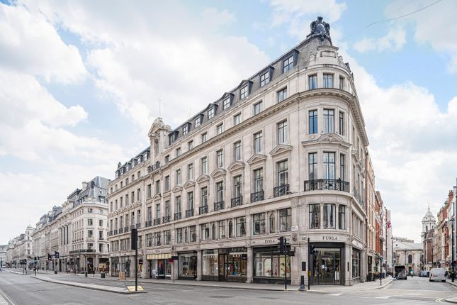 Thumbnail Office to let in Part 4th Floor (Unit A), 215-221 Regent Street, Maddox House, London