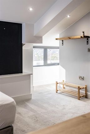 196 Sentinel House-24.Jpg