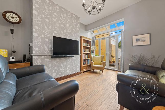 Fairwater Grove East, Cardiff photo 4
