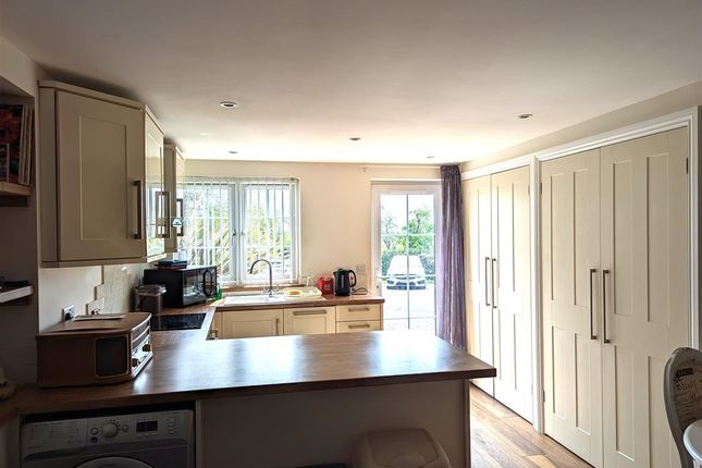 Flat to rent in Willow Tree, Langstone Hall, Langstone