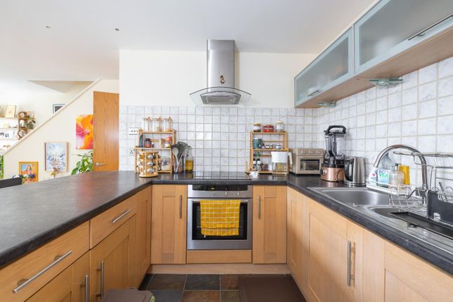 Flat 11, The Mill House, Ferry Street, Bristol photo 4