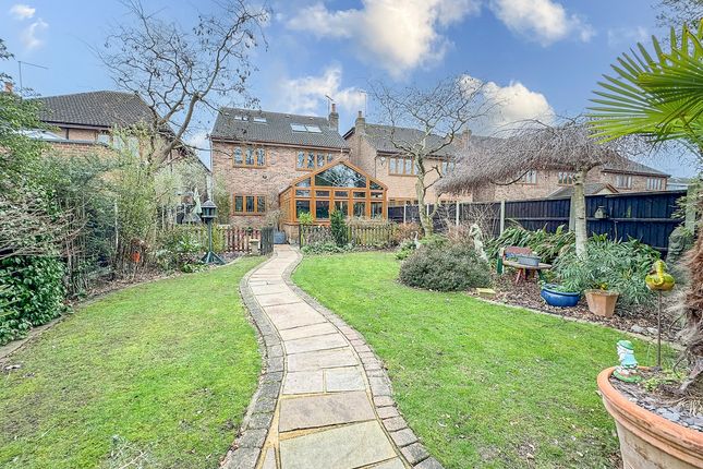 43, Canewdon View Road, Rochford photo 2