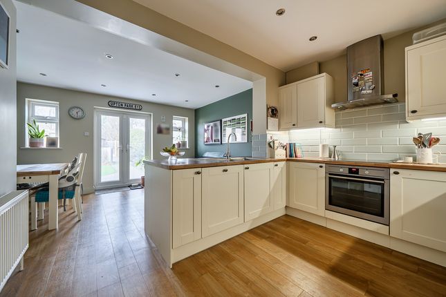 18, Percy Road, Romford photo 3