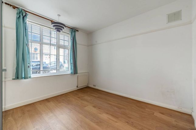 Thumbnail Flat to rent in Ashbourne Avenue, Harrow