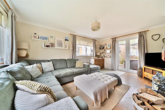 1, St. Peters Close, Ilminster photo 4