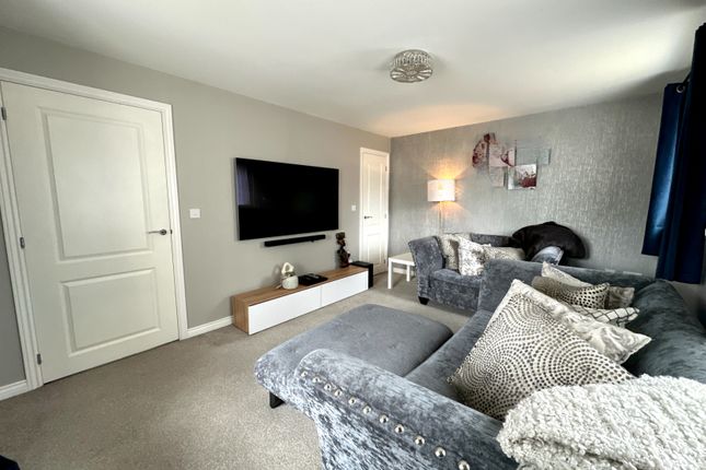 2, Constantine Way, Bilston photo 3
