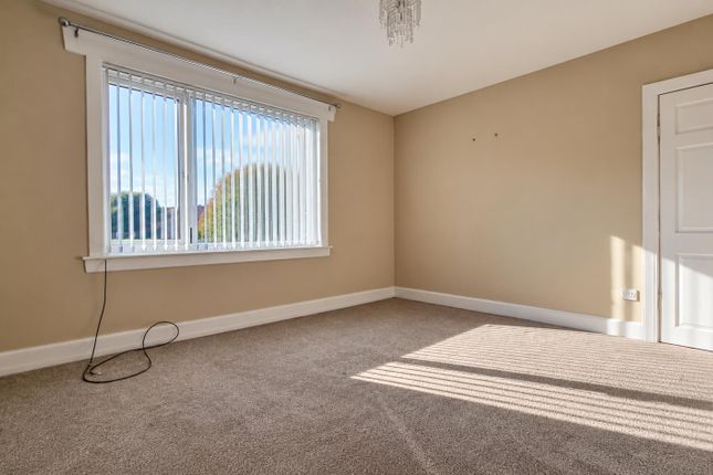 7, Wilkie Court, Cupar photo 3