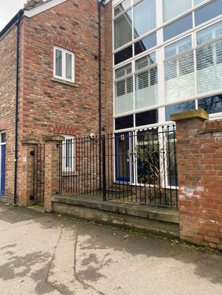 Thumbnail Flat to rent in St. Maurices Court, York