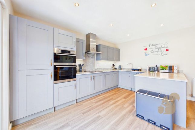 10 Steggall Road, Stowmarket photo 3