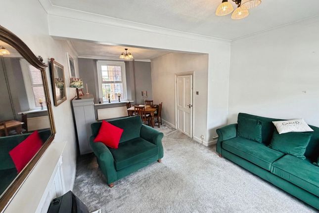 25, Cwrt-Ucha Terrace, Port Talbot photo 4