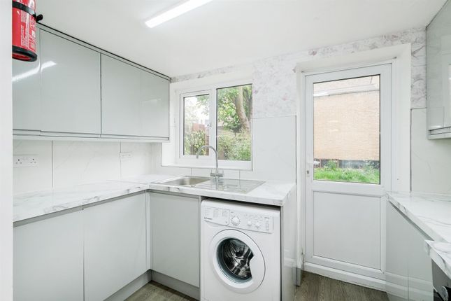 23A Dames Road-11_Web.Jpg