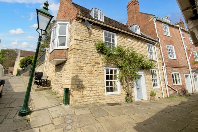 Thumbnail Cottage for sale in Greestone Terrace, Lincoln