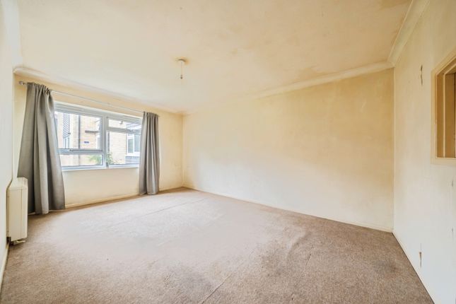 4 Isenhurst Court,, Streatfield Road, East Sussex photo 4