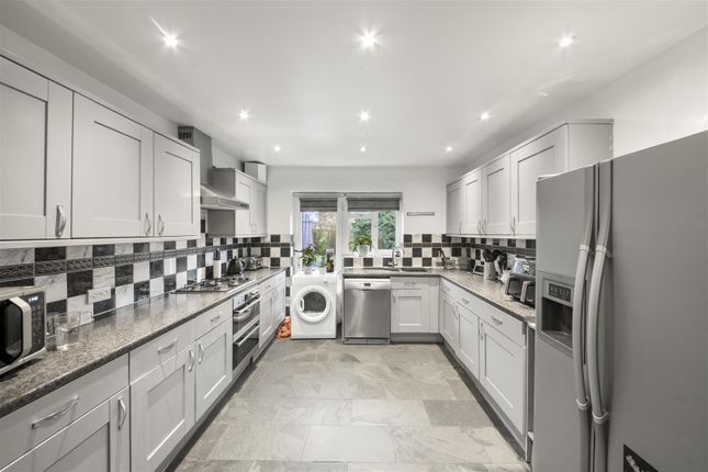 18, Glebe Road, Uxbridge photo 3
