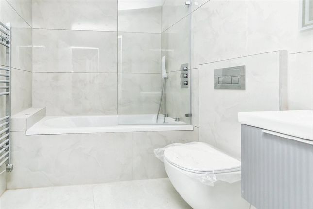 Plot 3, 3c, Kingswood Way, South Croydon photo 5