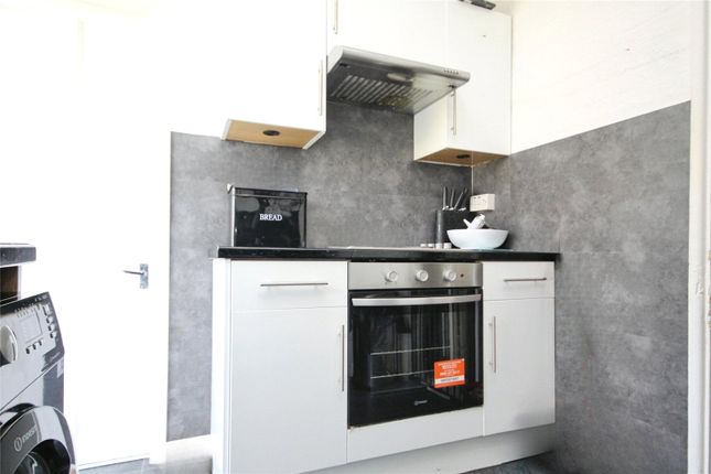 66, Cornworthy Road, Dagenham photo 5