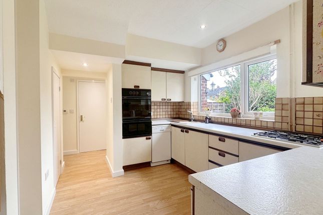 37 Clifford Road, Stockport photo 2