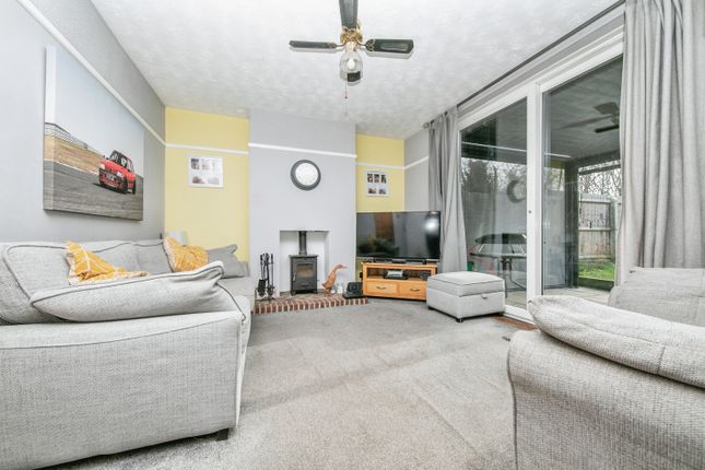 63, Great Harlings, Ipswich photo 3