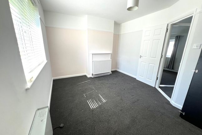 Terraced house to rent in Darnley Road, Strood, Rochester