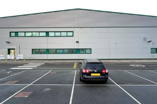 Thumbnail Warehouse to let in Aviation Park West, Bournemouth International Airport, Hurn, Christchurch