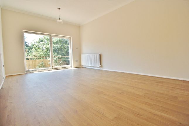 16, Hurston Close, Worthing photo 4