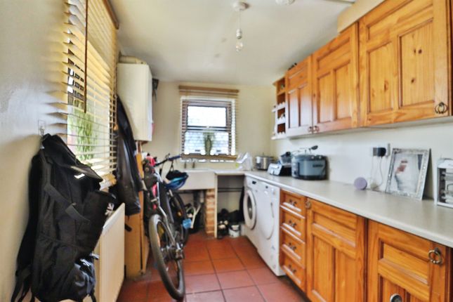 20, Osmondthorpe Lane, Leeds photo 4