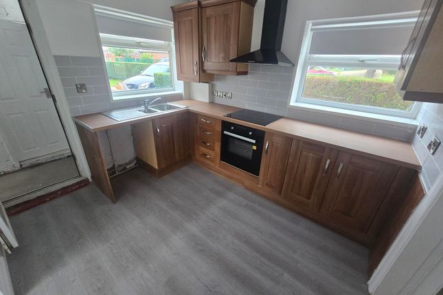35, The Greenway, MIDDLESBROUGH photo 3