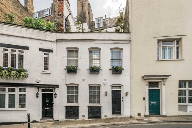 Property for sale in Charles Street, London