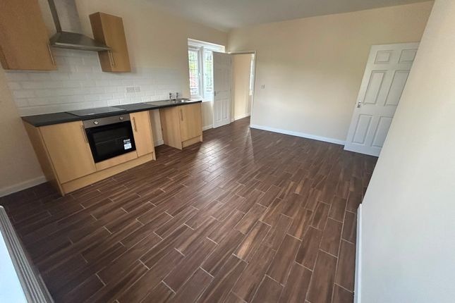 70, Oxley Moor Road, Wolverhampton photo 3