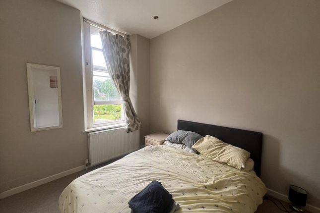 Flat 6 Walton Lodge Court, 27 Castle Road, Clevedon photo 2