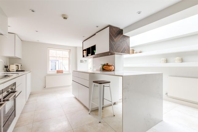 Property Image 3 Of St John Street Oxford Ox1 Property Image 3 Of St John Street Oxford Ox1