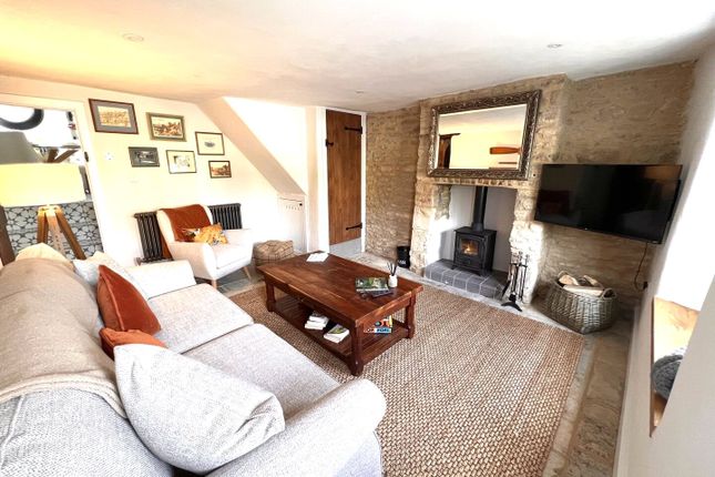 Bank Cottage, 39, Manor Road, Oxfordshire photo 2