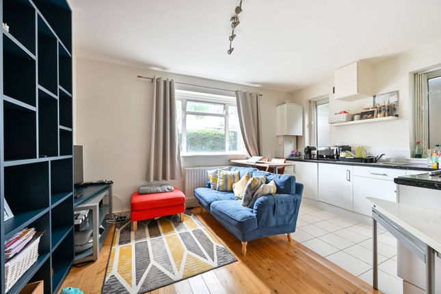 Flat for sale in Brewster Gardens, North Kensington, London