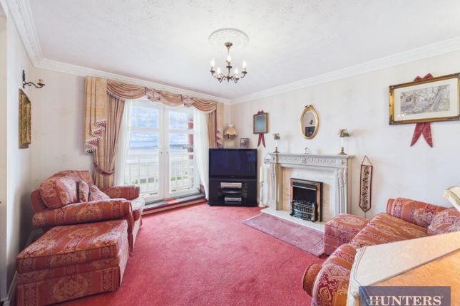 Flat 20, Deepdene, The Beach, Filey photo 2