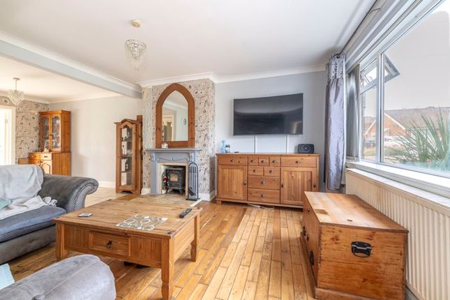 15, Montacute Way, Uckfield photo 3
