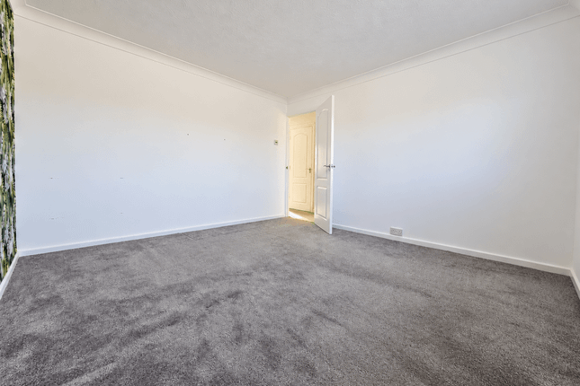 30 Homerton Rd, Luton photo 2