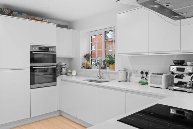 39, Stanley Road, Saffron Walden photo 4