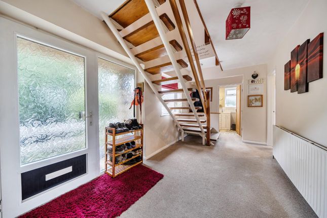 34, Orchard Leaze, Dursley photo 4