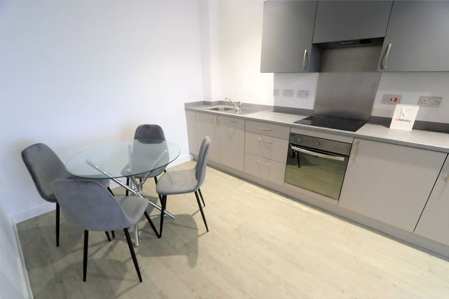 Flat to rent in Furness Quay, Salford, Greater Manchester