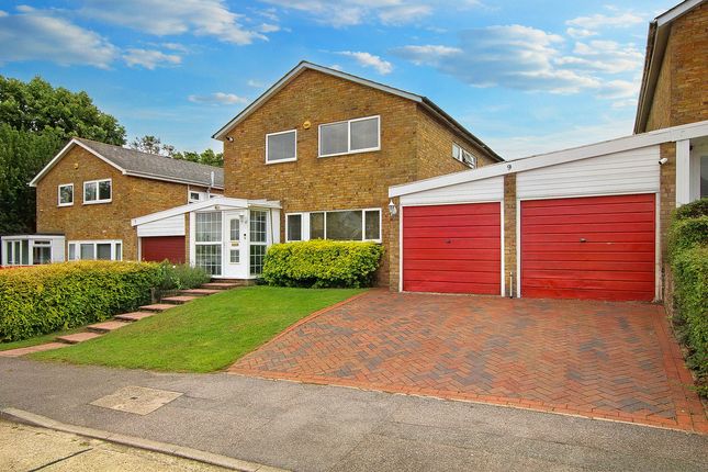 Thumbnail Detached house for sale in Gaynesford, Basildon