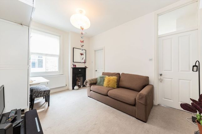 Southfield Road, London photo 2