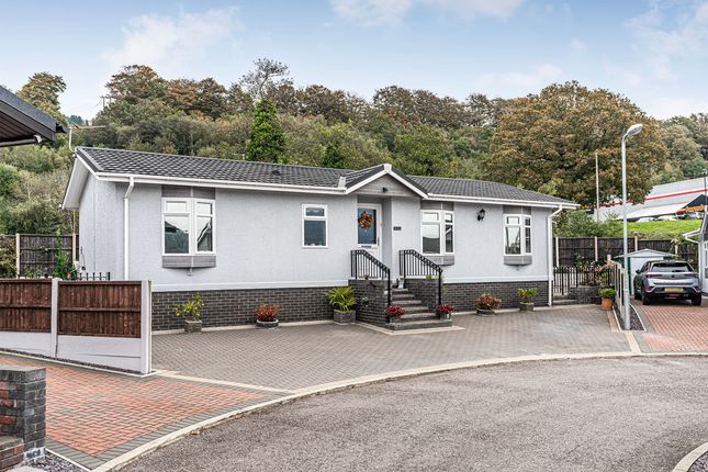 2-bed caravan on 34 Pont Pentre Park, Pontypridd, £200,000