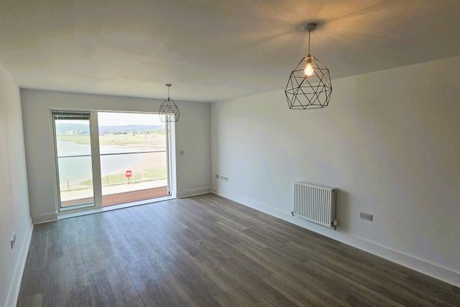 Flat 6, Maliphant, Bwlchygwynt, Llanelli photo 2