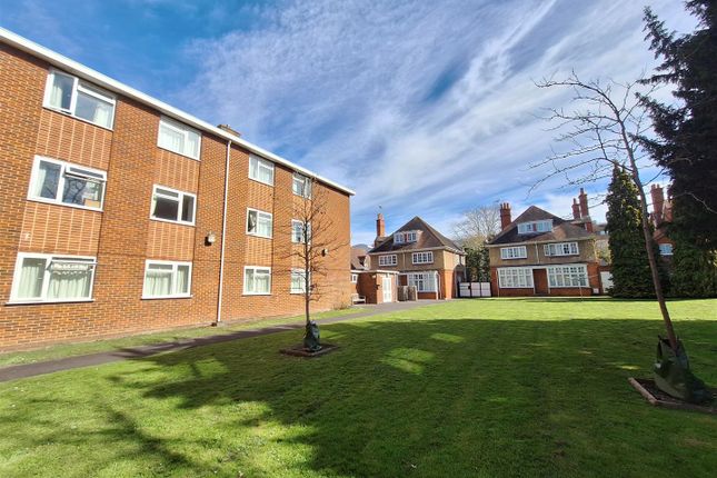 Room 15, Martindale Court, Reading photo 2