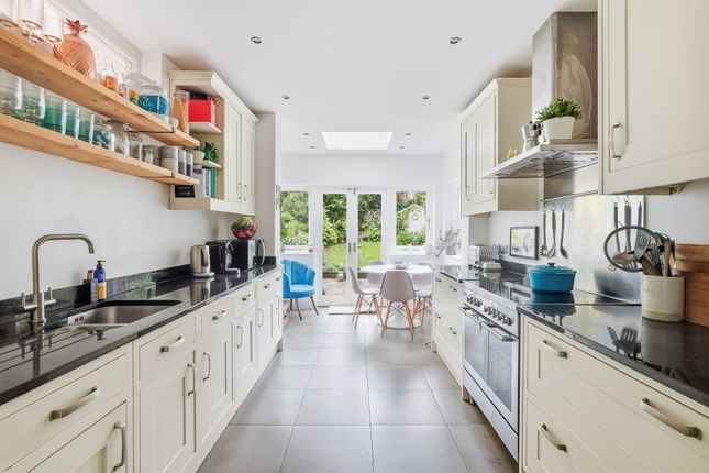 18 Cecil Road, Sutton photo 4