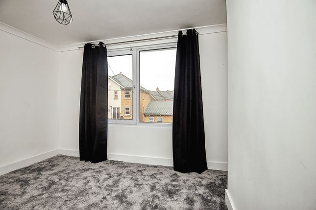 Terraced house for sale in Magpie Hall Road, Chatham, Kent