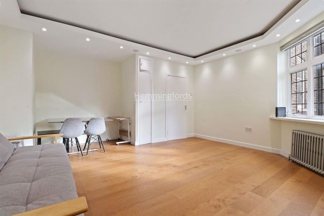 Clare Court, Judd Street, London photo 3