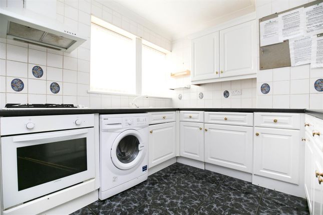 Flat to rent in Church Road, Gosforth