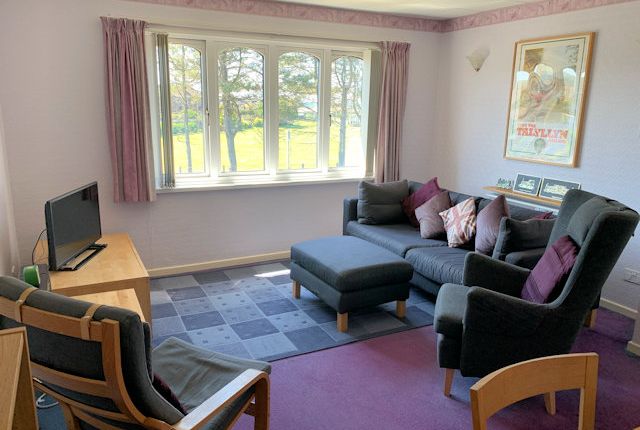 Flat for sale in Cader Walk, Tywyn